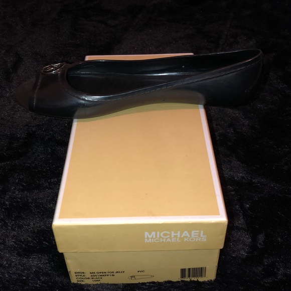 Michael Kors Logo Open Toe Jelly Flat - Picture 4 of 7